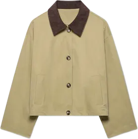 Beige jacket cut out automatically in the virtual wardrobe
